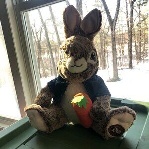 "Dan Dee" Peter Rabbit Stuffy; Like New; No Tag